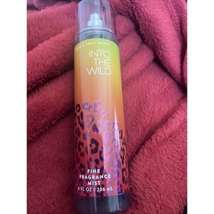 Bath and Body Works Into The Wild Fine Fragrance Mist 8oz